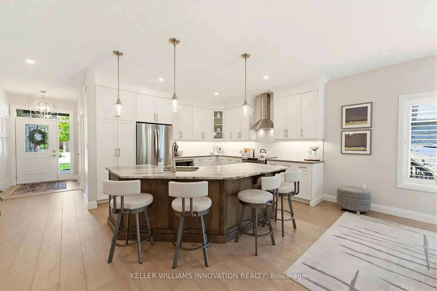 560 Rogers Road photo 2