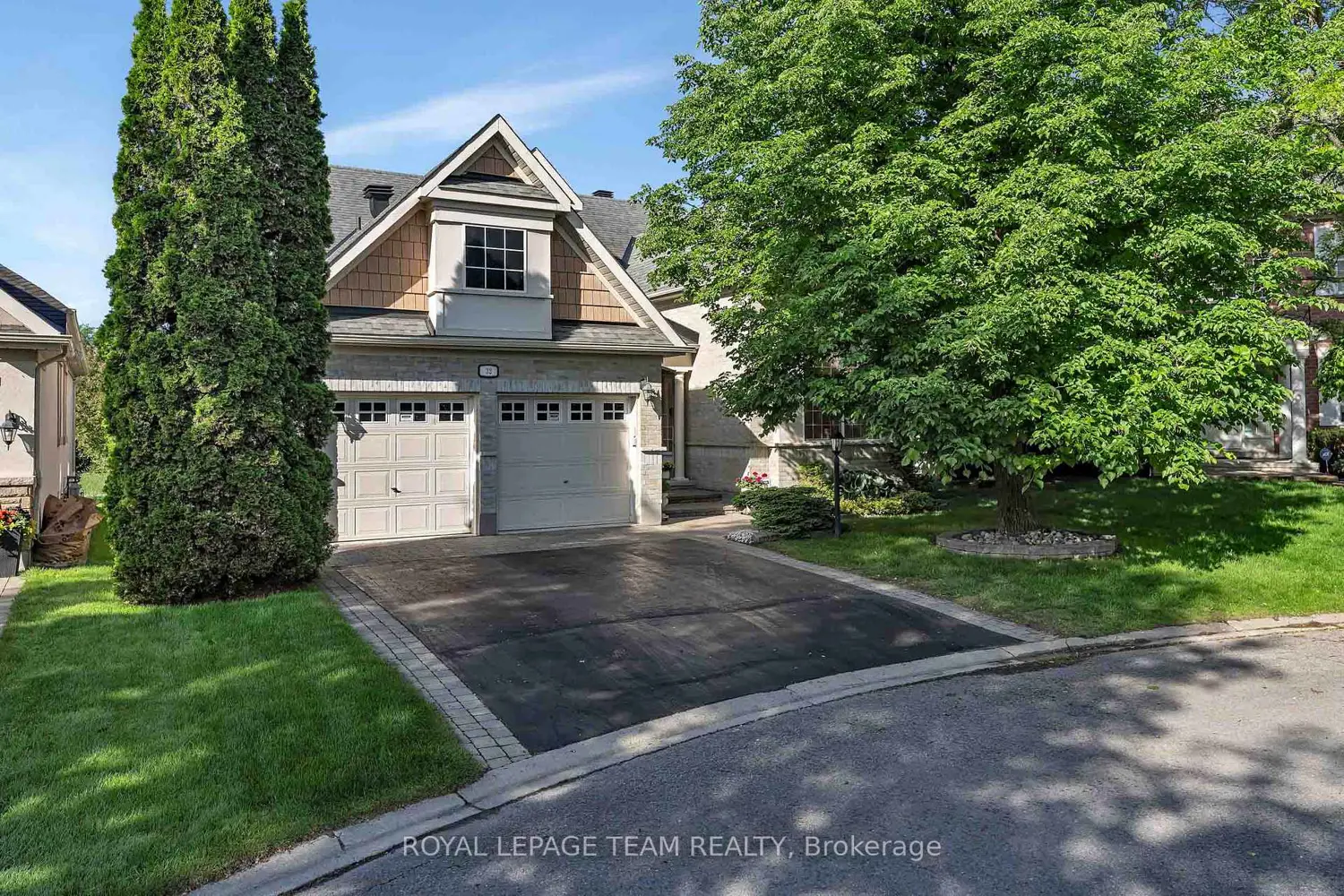 32 Silverthorn Court
