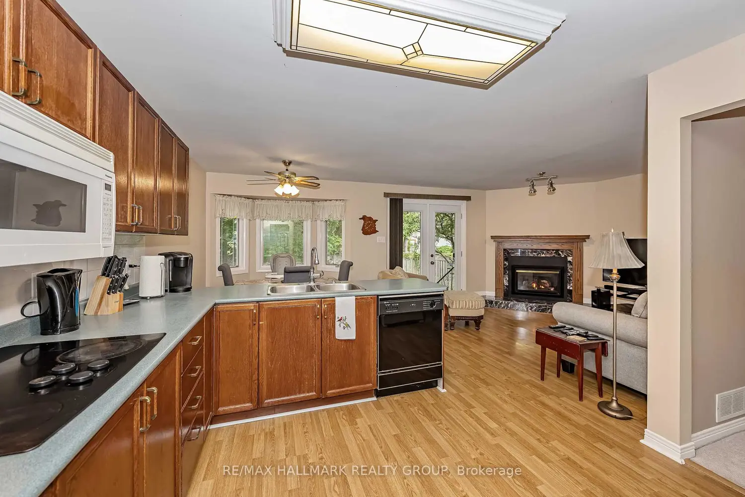18 Randall James Drive photo 5