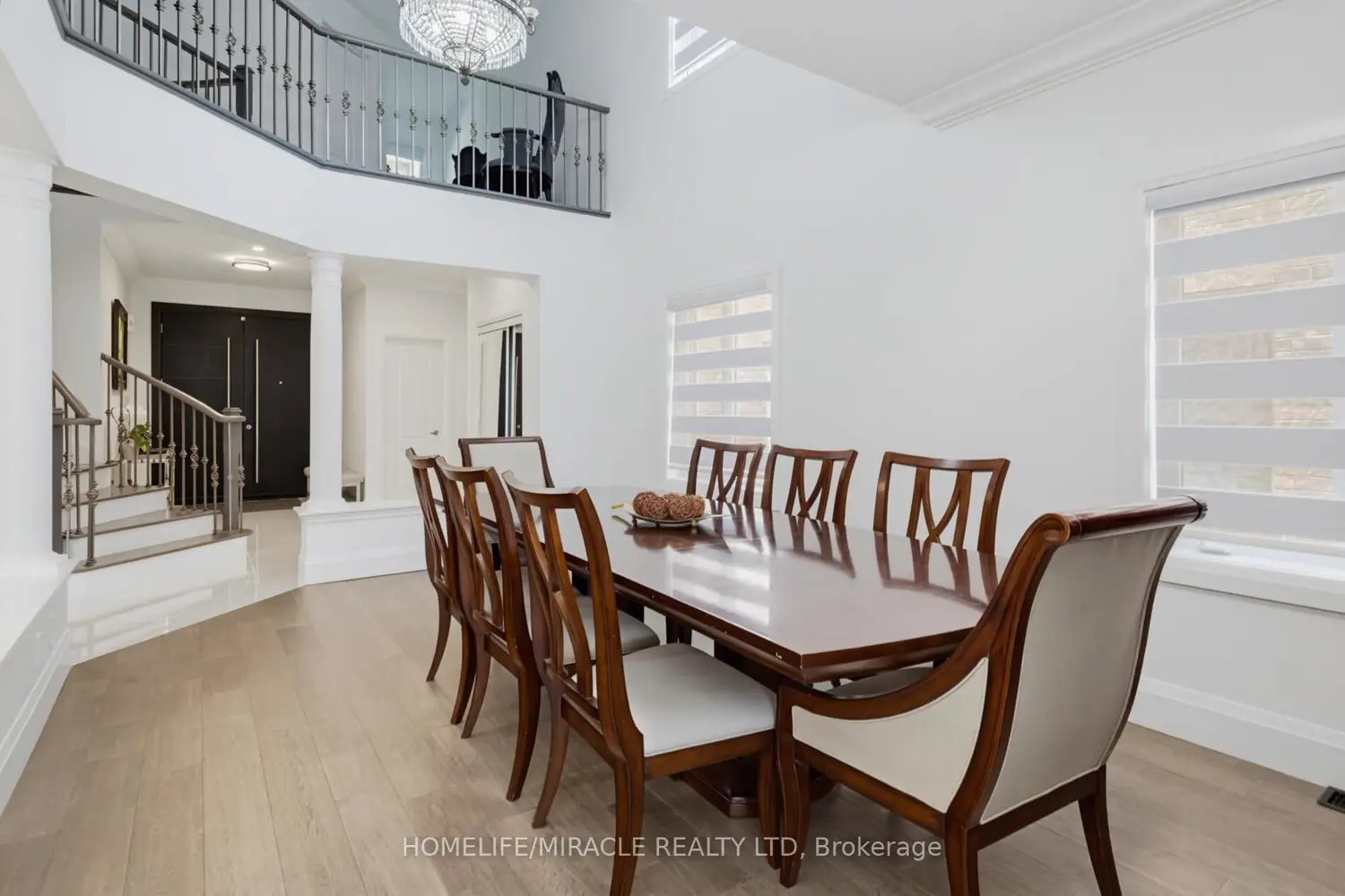 7350 Glamorgan Way photo 5