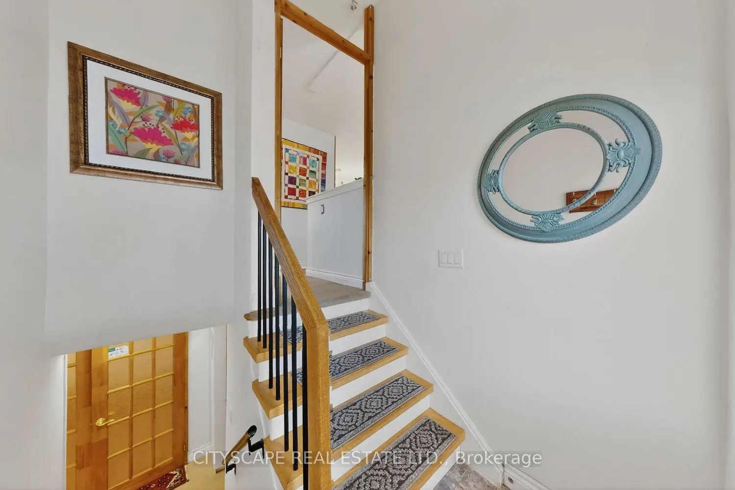 79 Paperbirch Drive photo 2