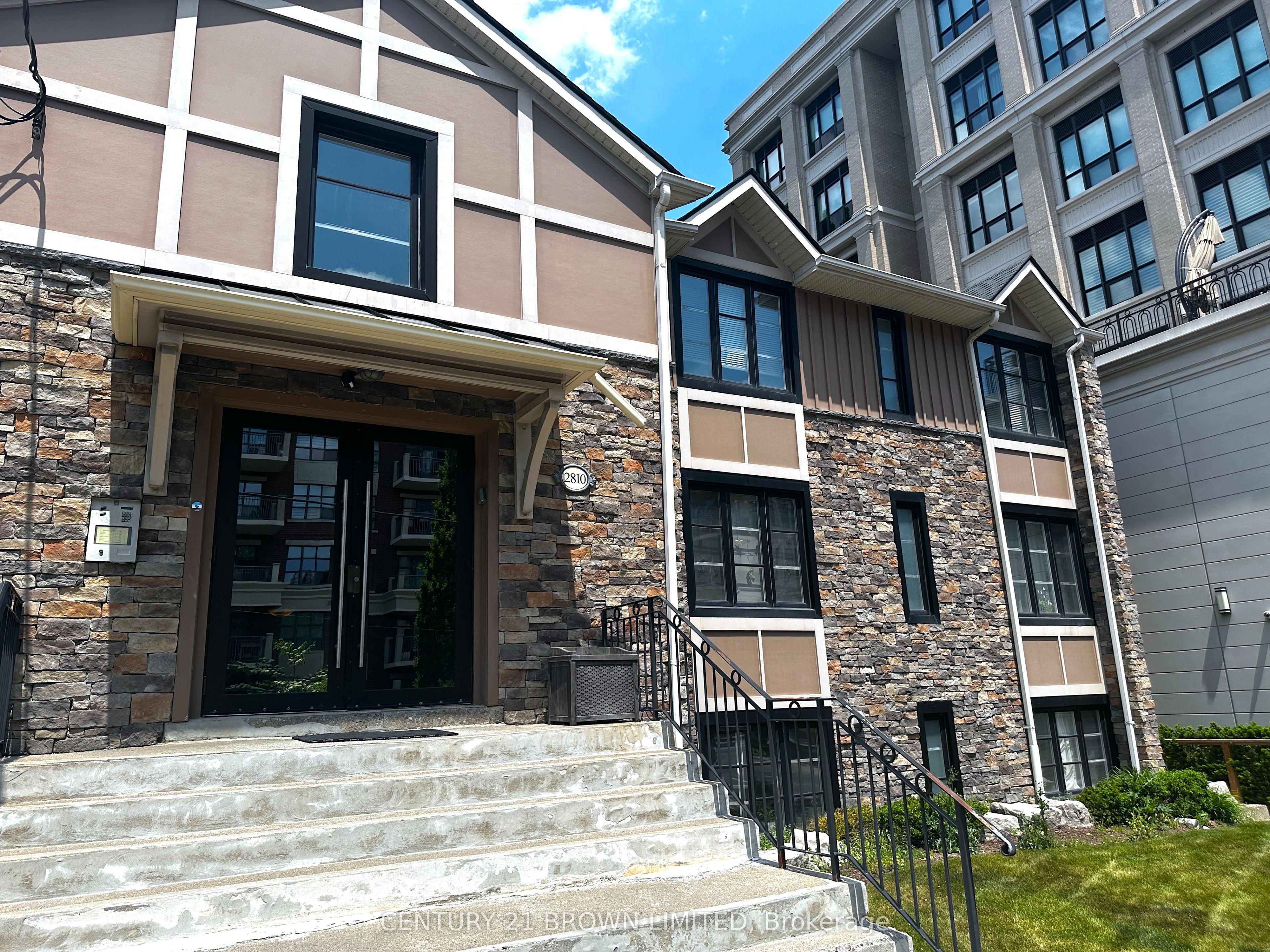 2-2810 Bloor Street W, Toronto, ON, M8X 1A7