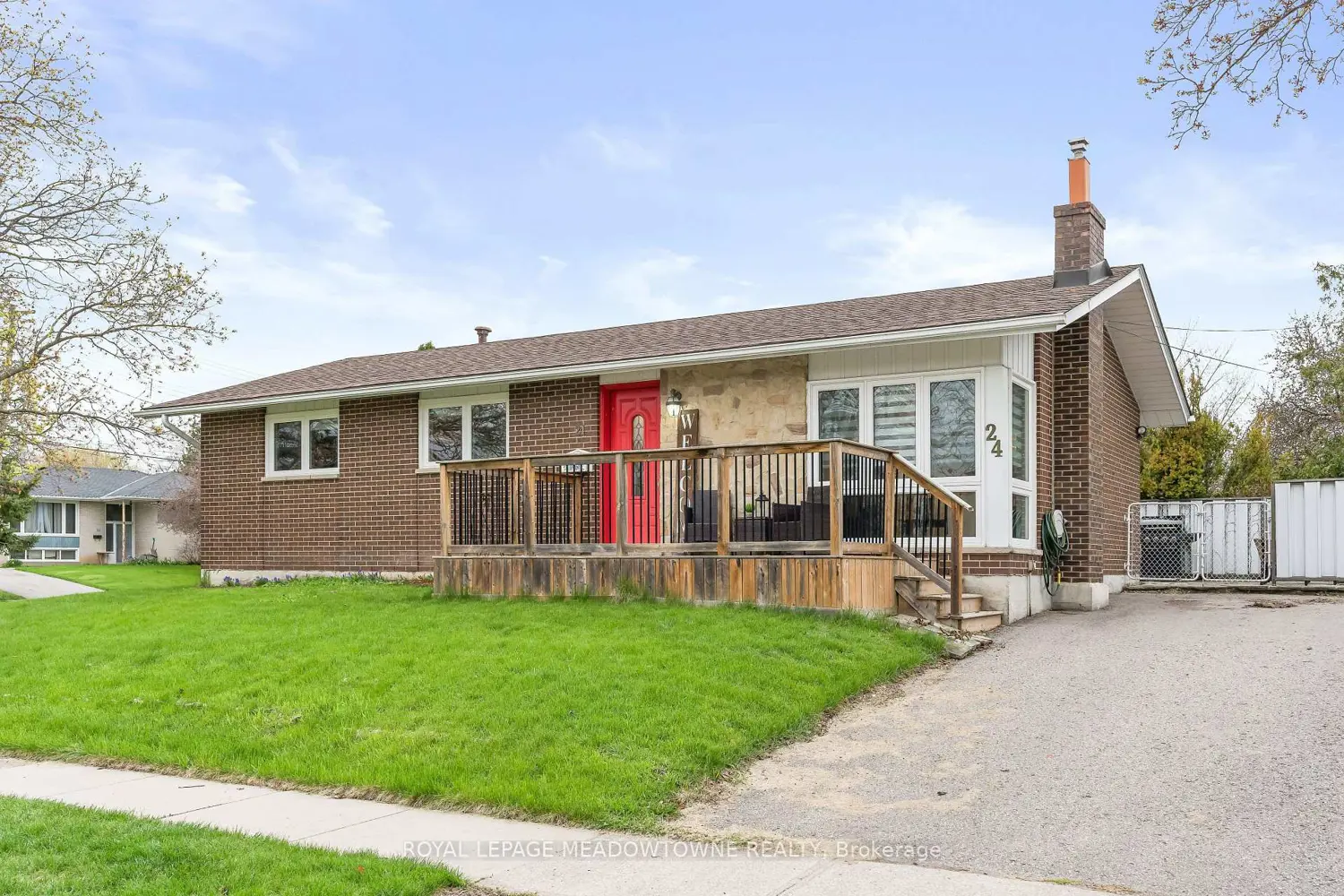 24 Gower Road photo 3