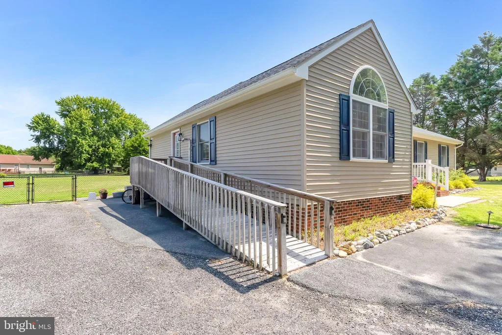 6185 Trails End Court, Salisbury, MD 21801