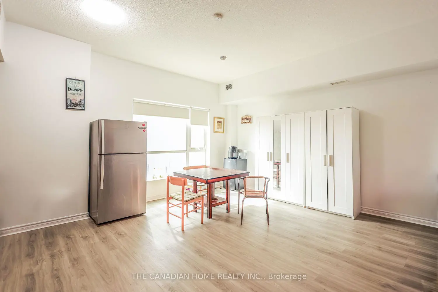 158 King Street 304 photo 5