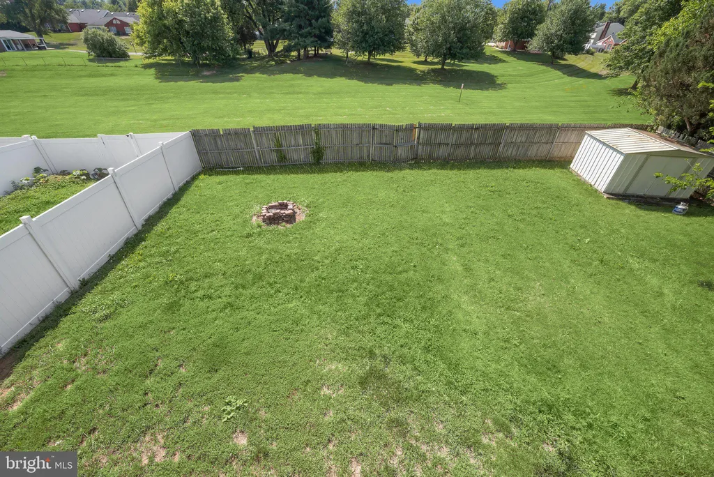 212 Lily Court, Hagerstown, MD 21740