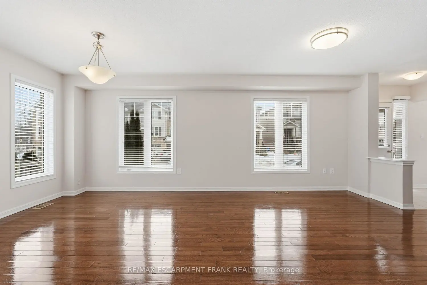 12 Emick Drive photo 5