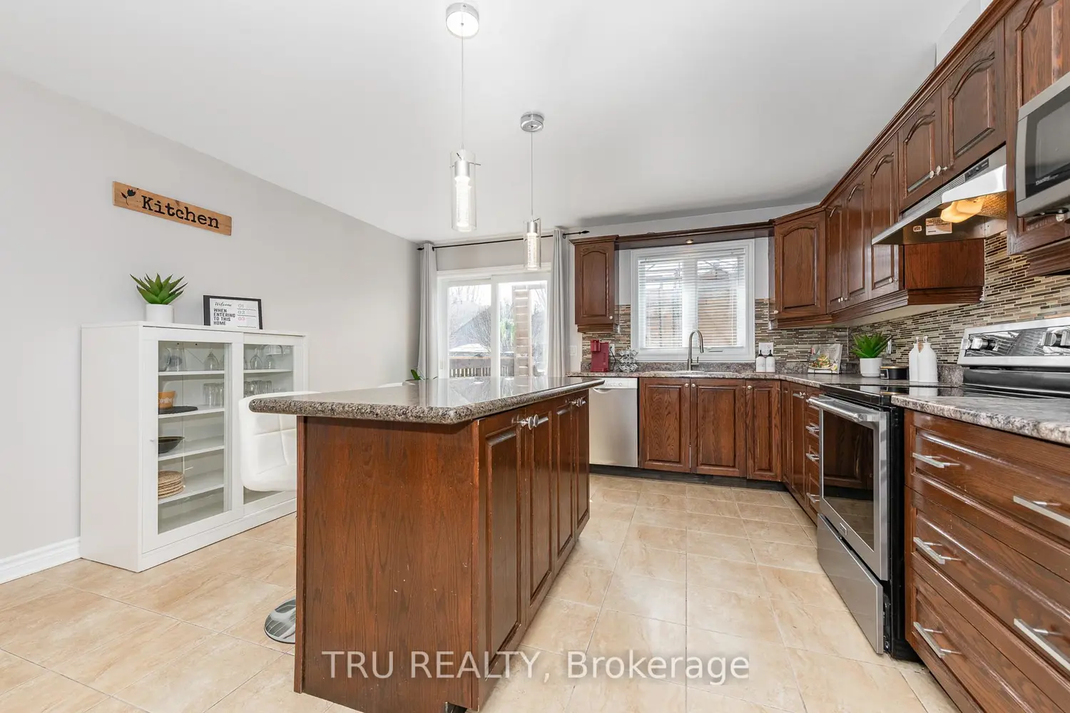 52 South Indian Drive photo 4