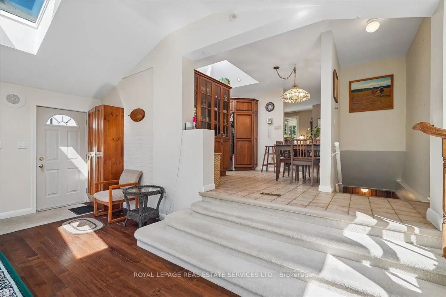 1309 Warwick Avenue photo 5