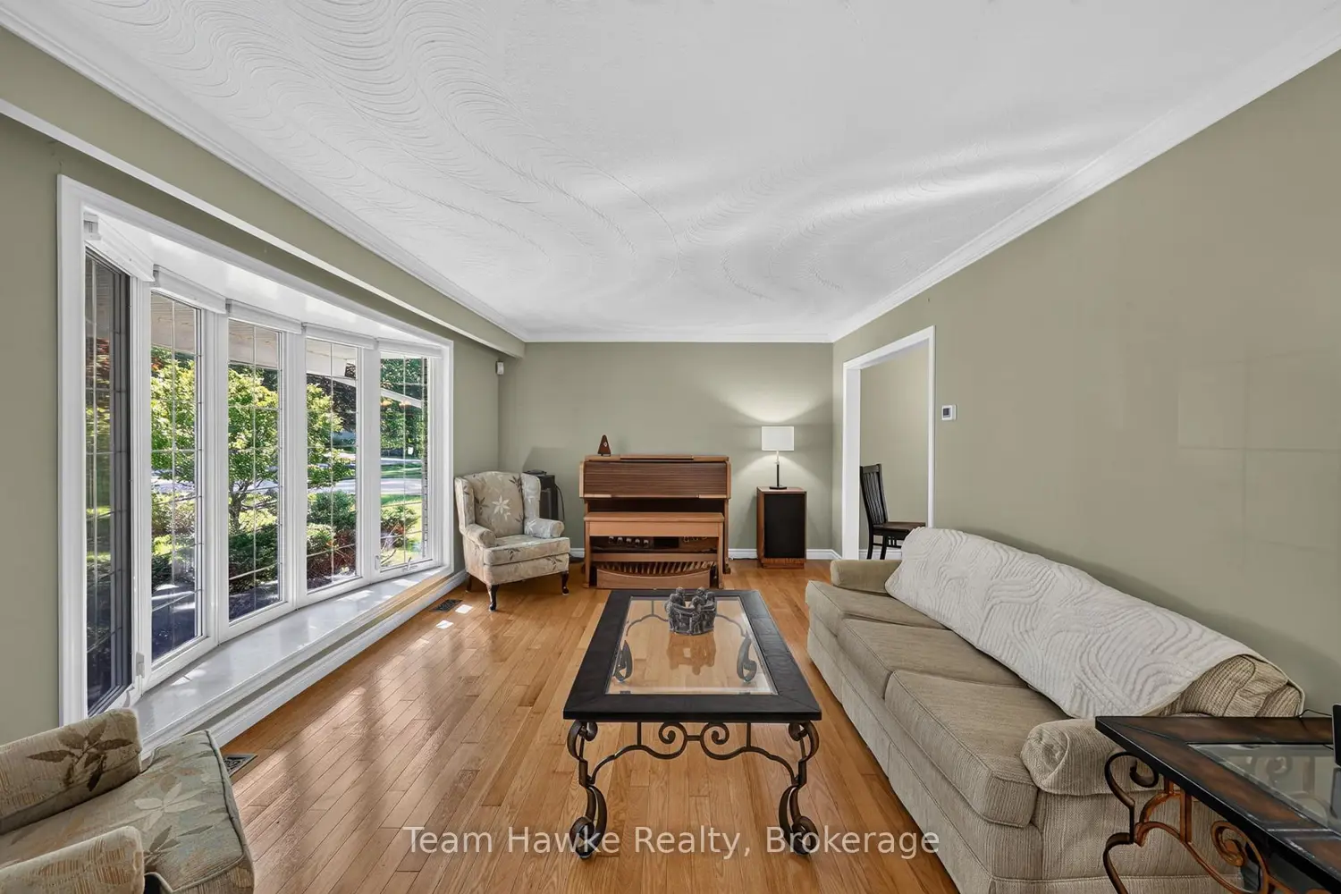321 Glenbrook Drive photo 5