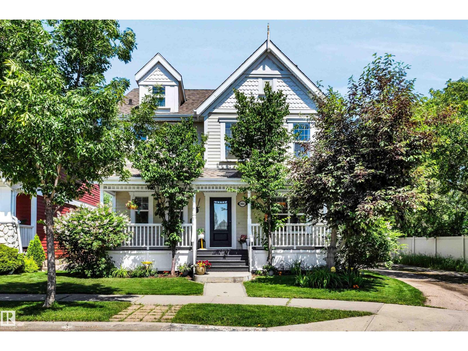 9804 145 Avenue NW, Edmonton, AB, T5E6M1