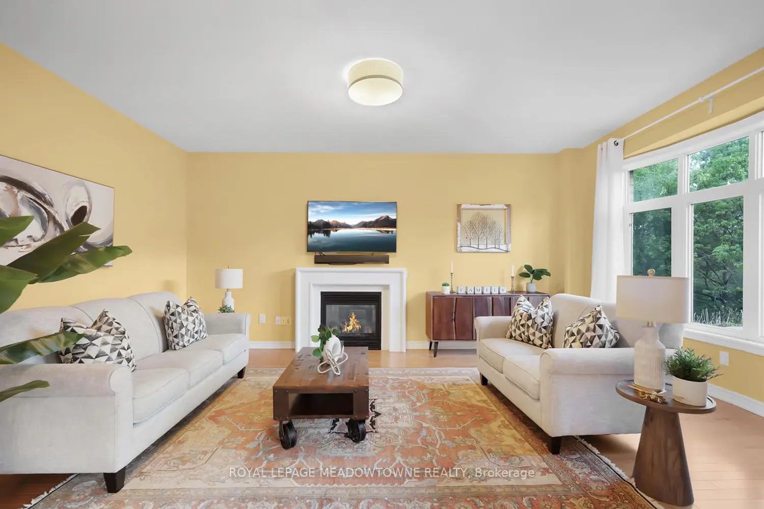 475 Valridge Drive photo 3