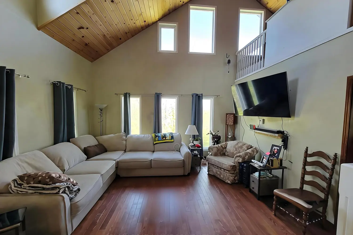 285 Sundwall Rd photo 5