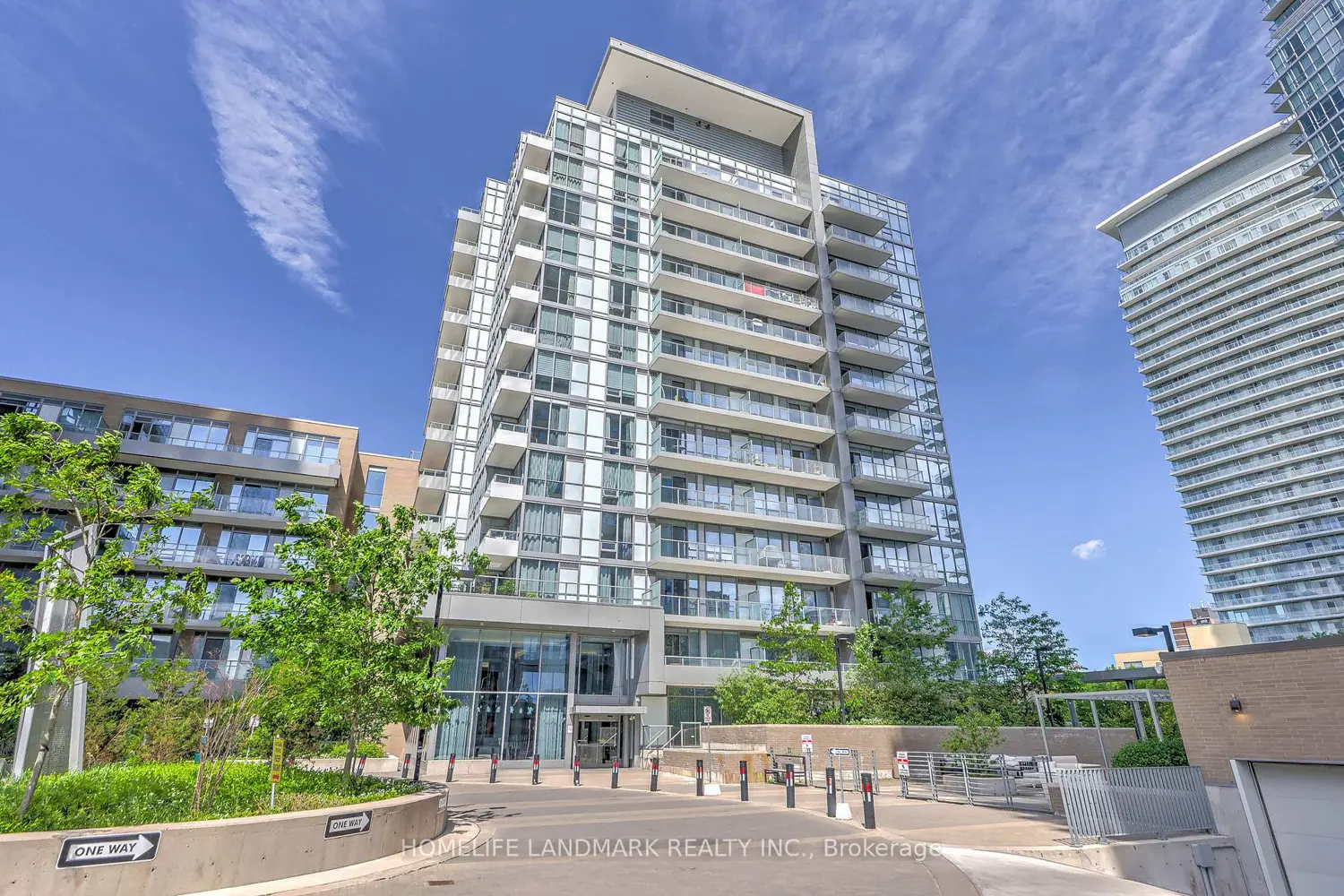 52 Forest Manor Road 1011