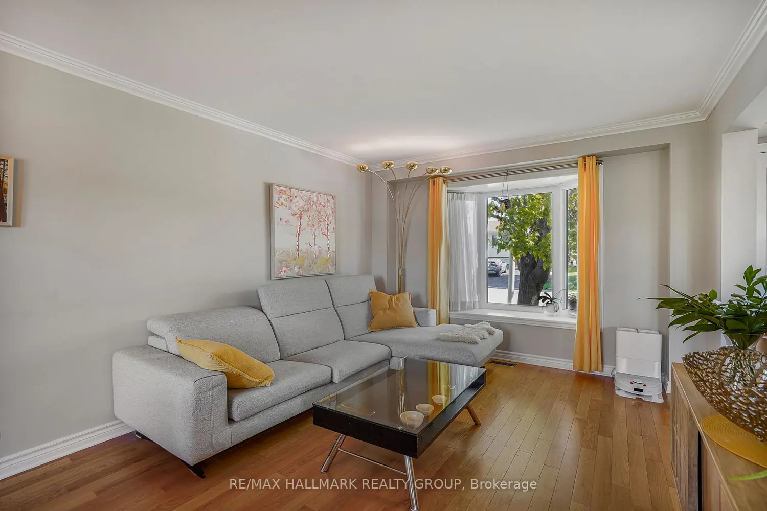 2659 Liliane Street photo 3