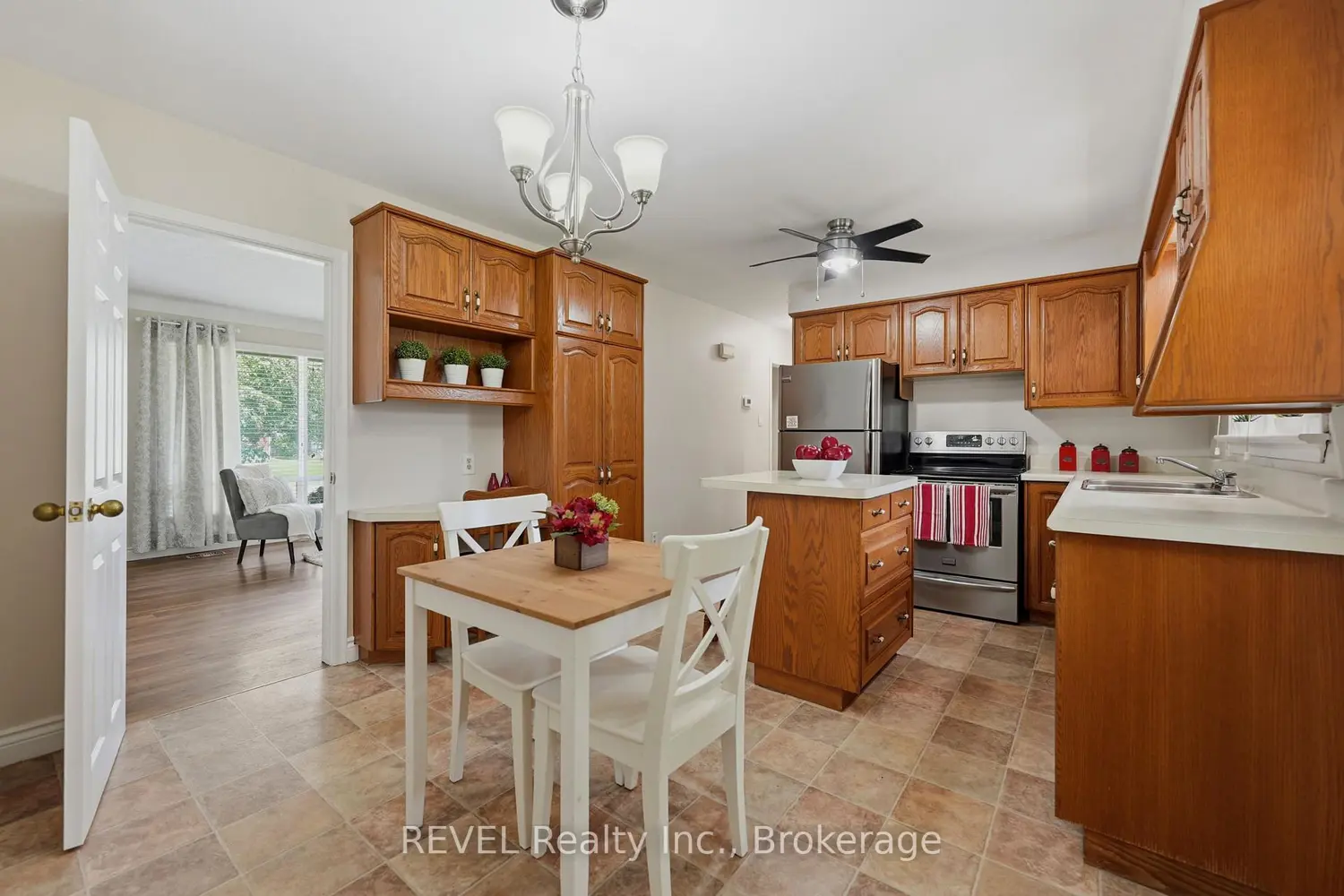 5 Greenhill Drive photo 3
