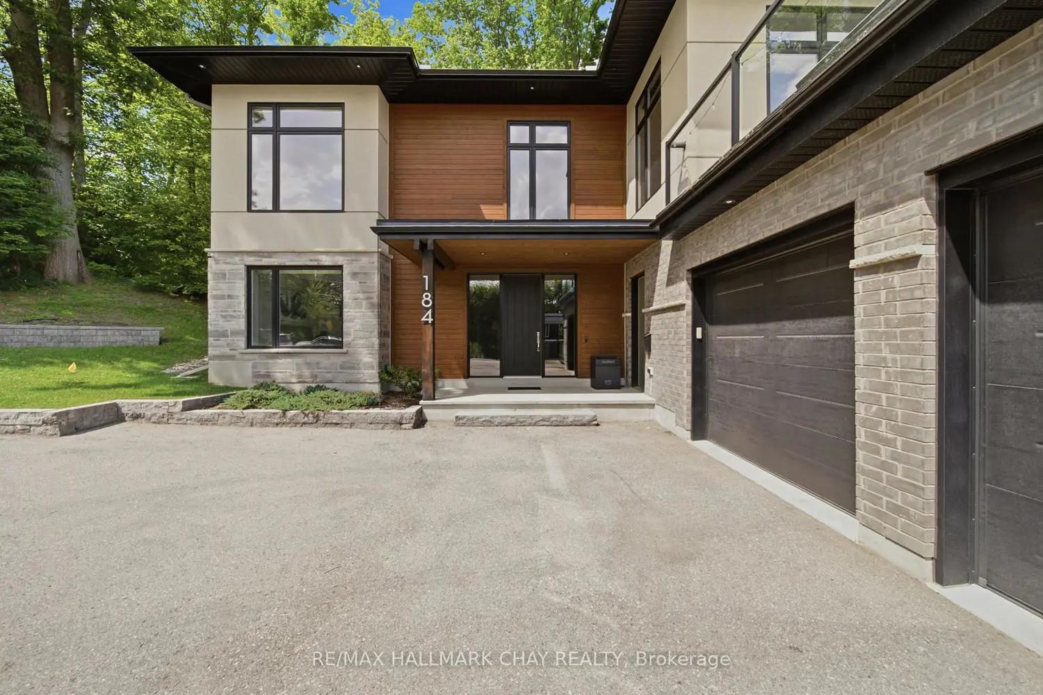 184 Shanty Bay Road photo 2