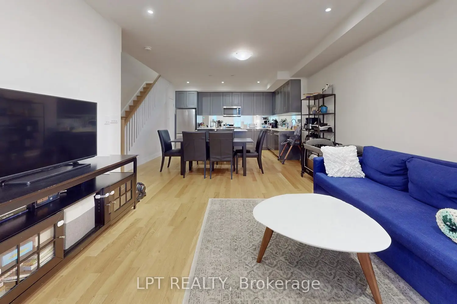 1180 Cawthra Road 110 photo 5