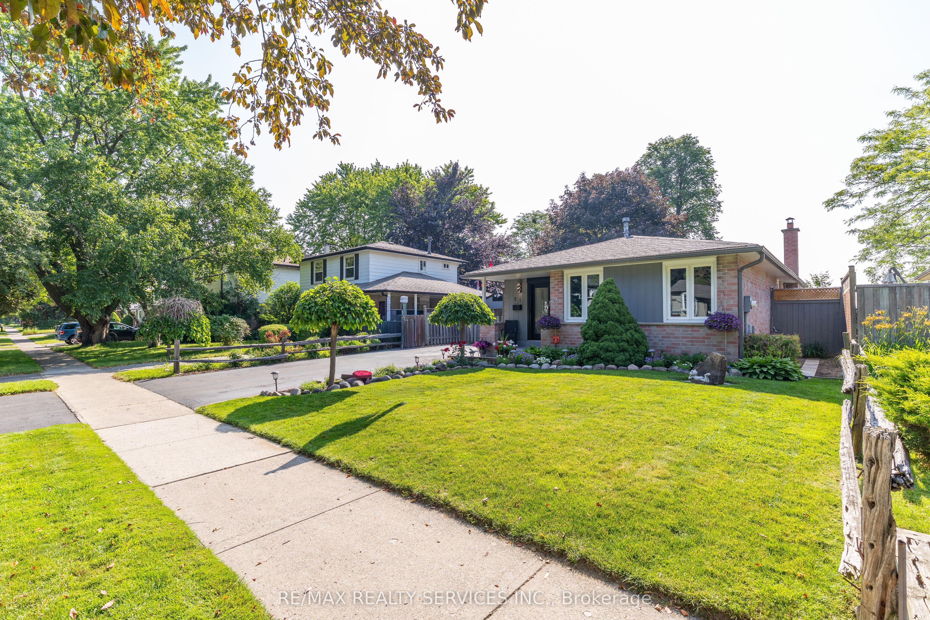 21 Herkley Drive, Brampton, ON, L6V 2E7 photo 4