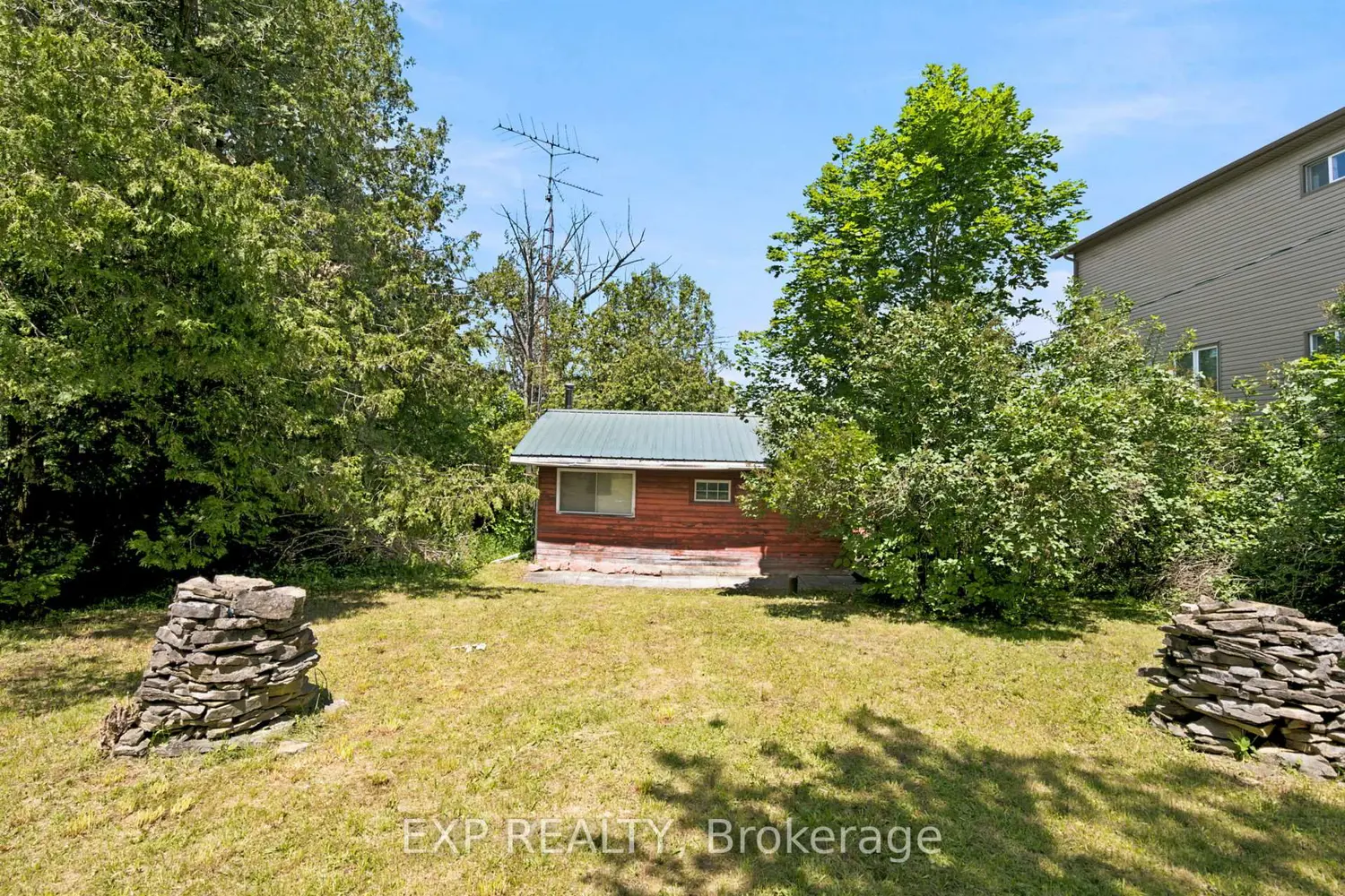 61 North Taylor Road photo 4