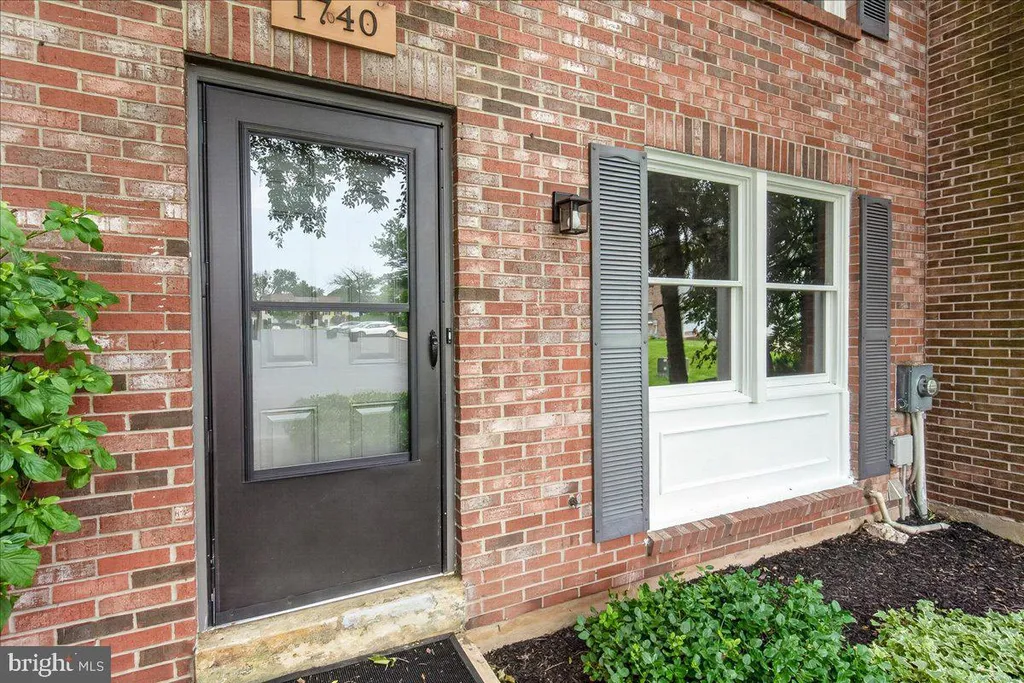 1740 Heather Lane, Frederick, MD 21702 photo 4