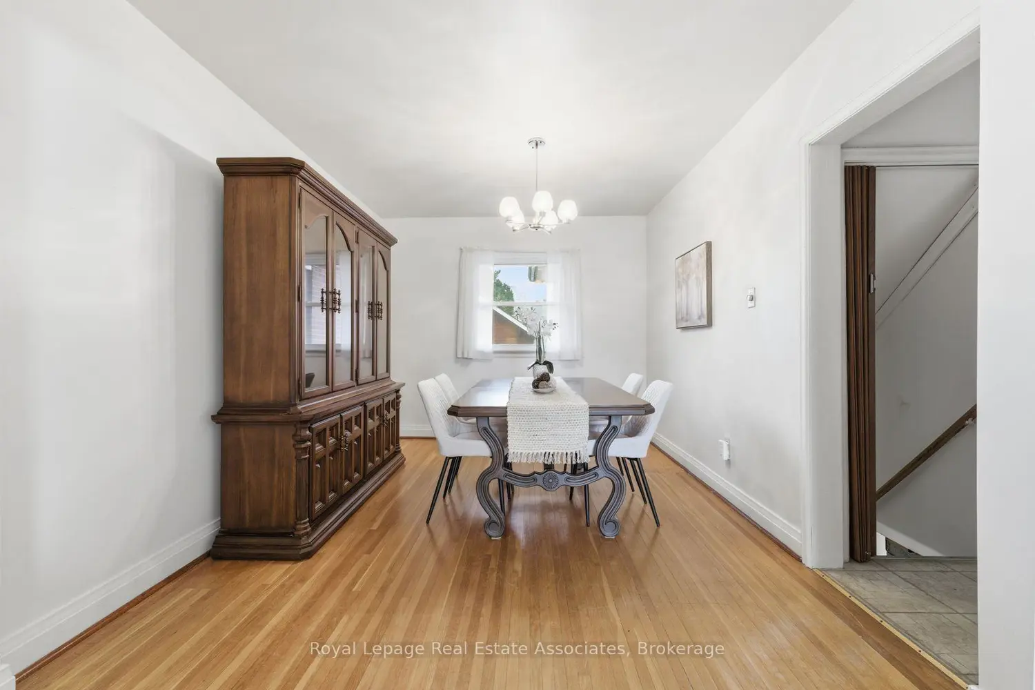 68 Gair Drive photo 5