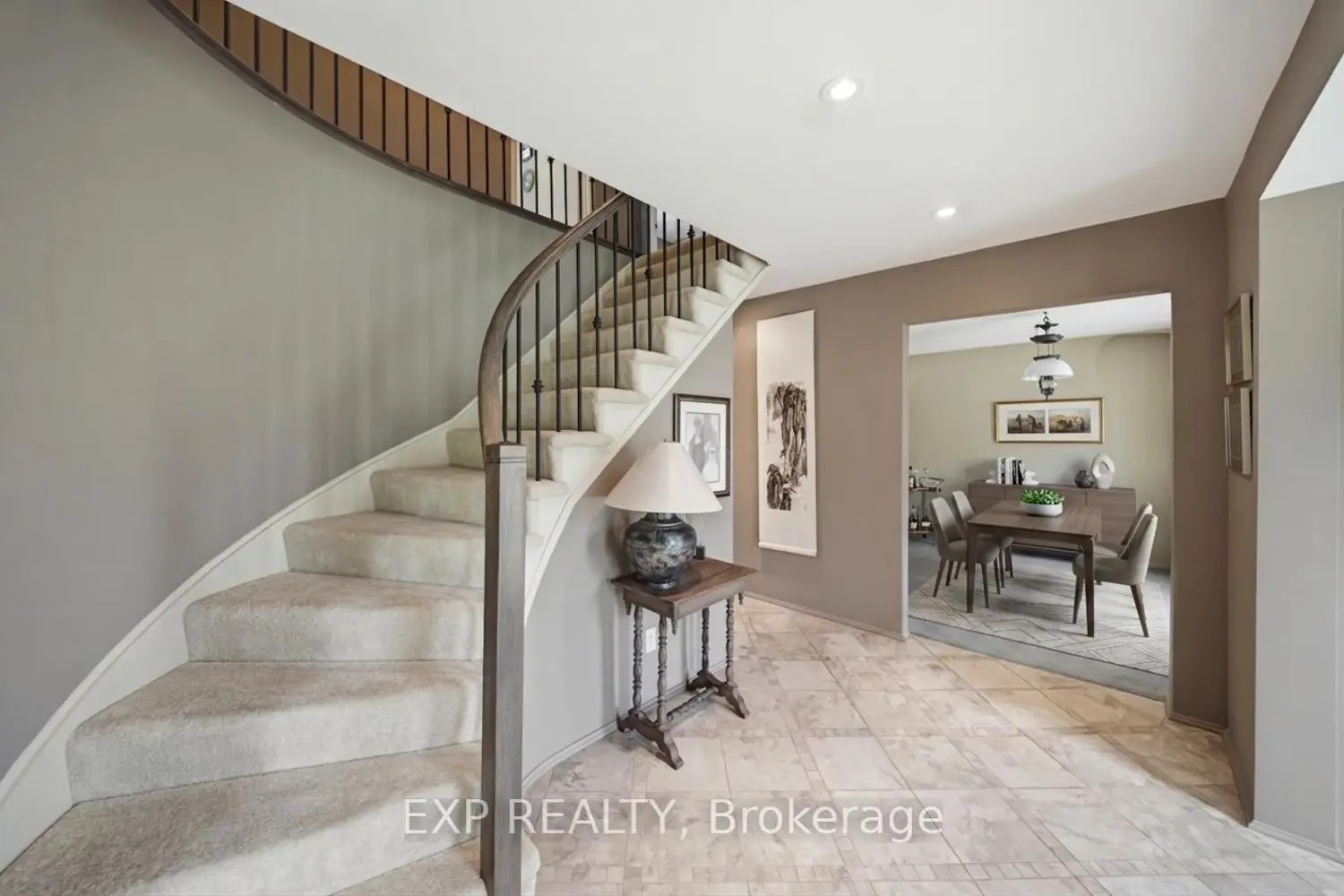919 Plante Drive photo 3