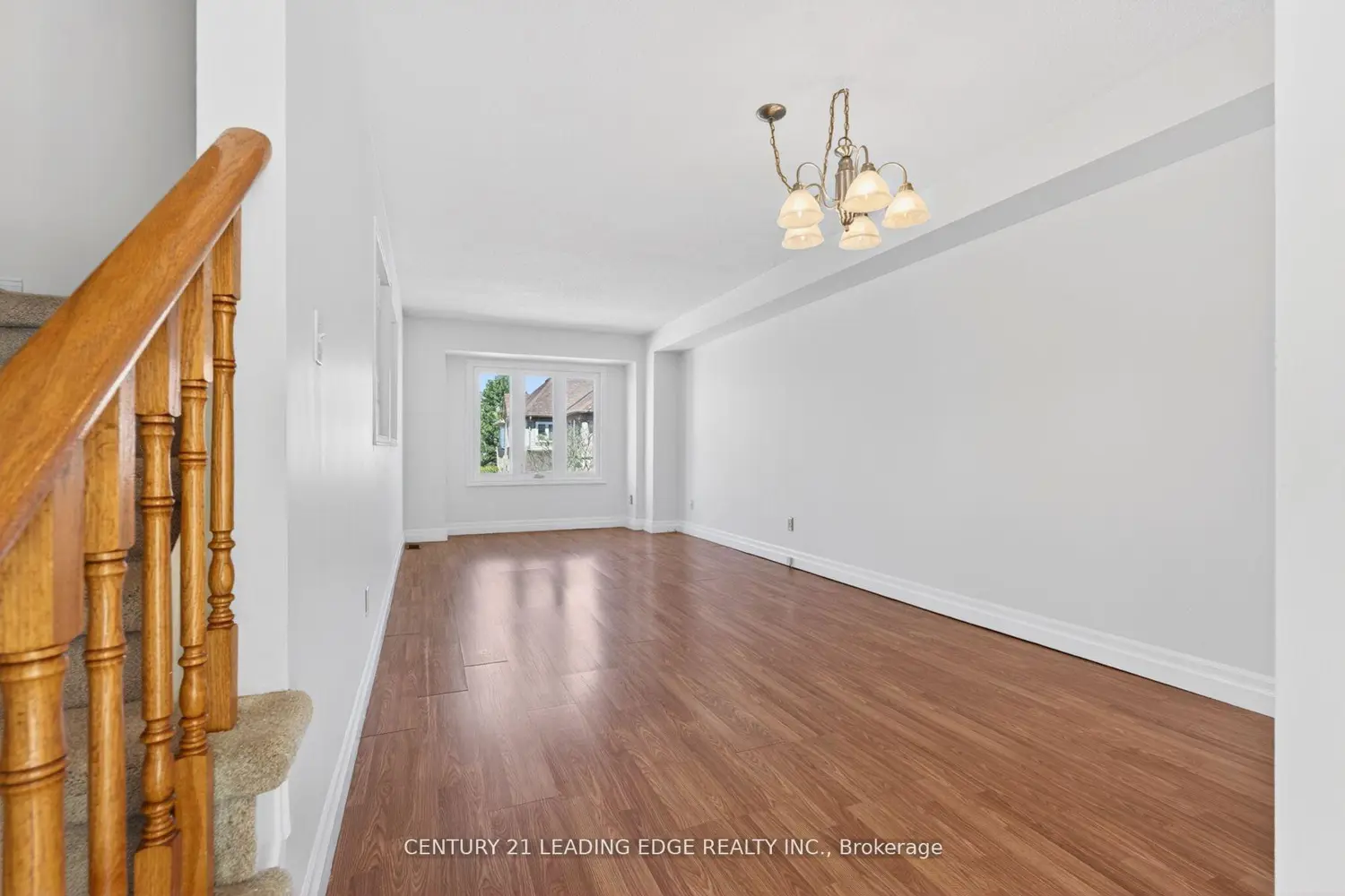 51 Alexis Way photo 3