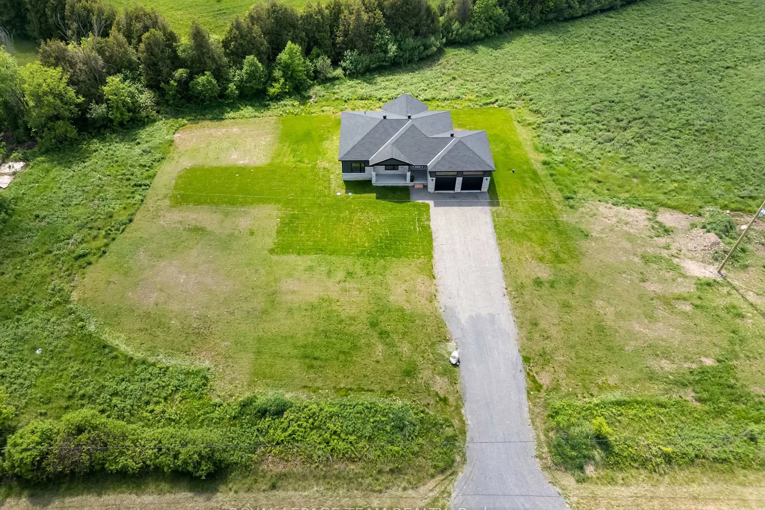 465 Pioneer Road photo 3