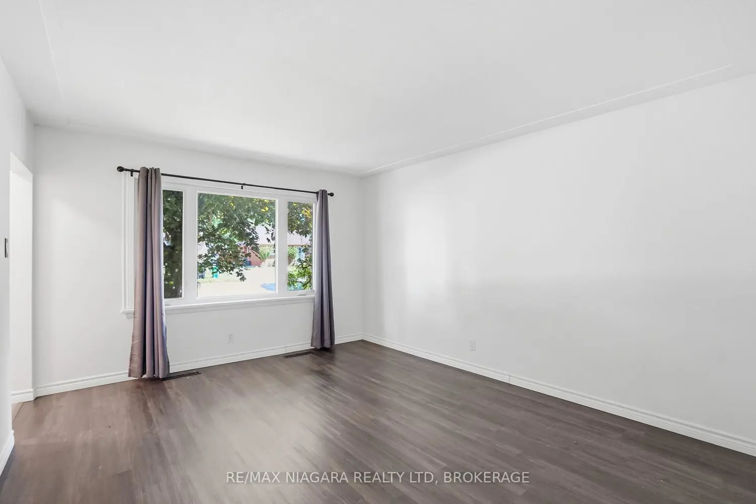 179 Murdock Avenue photo 2