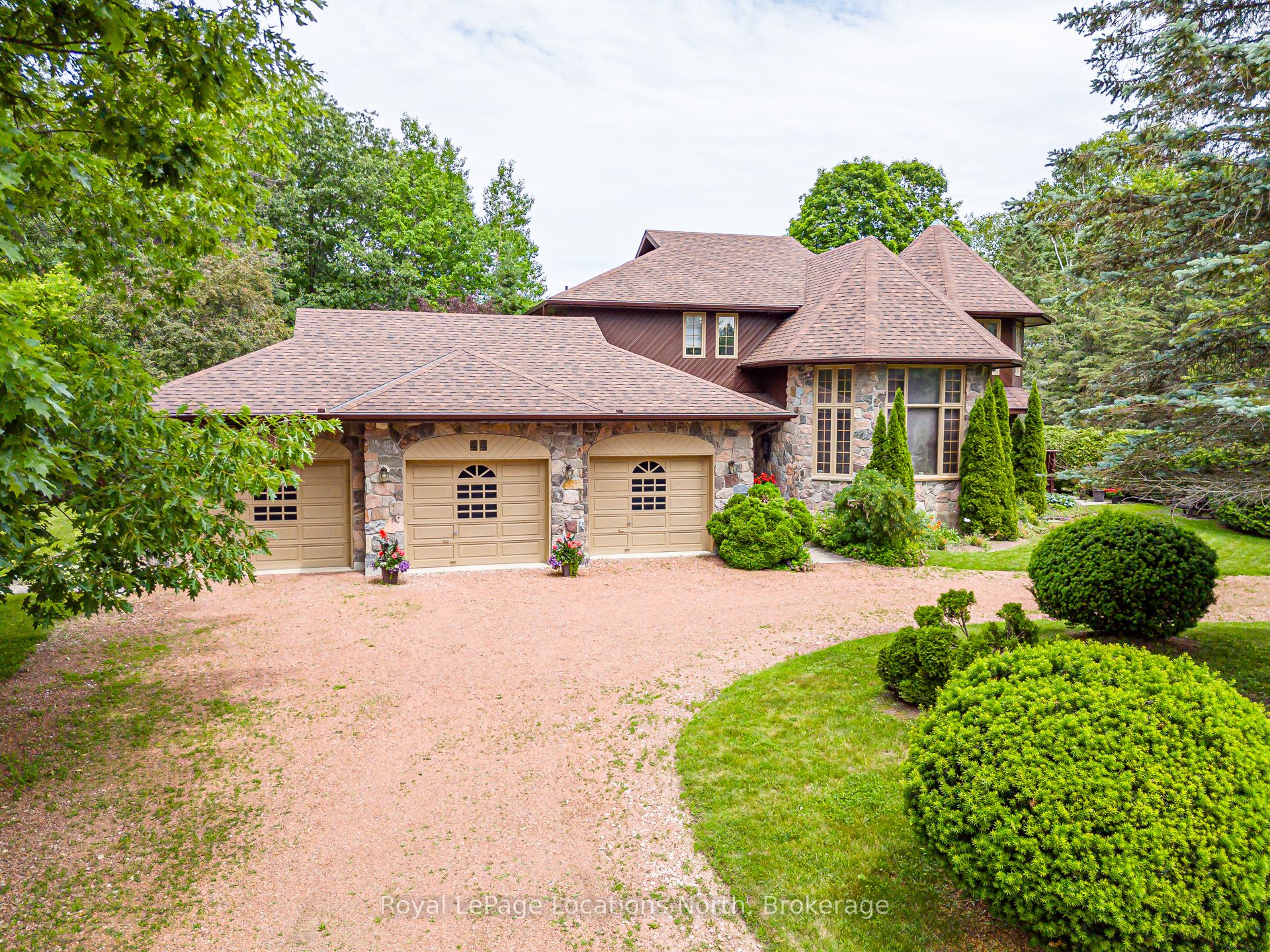 44 Kelley Crescent, Wasaga Beach, ON, L9Z 1J3