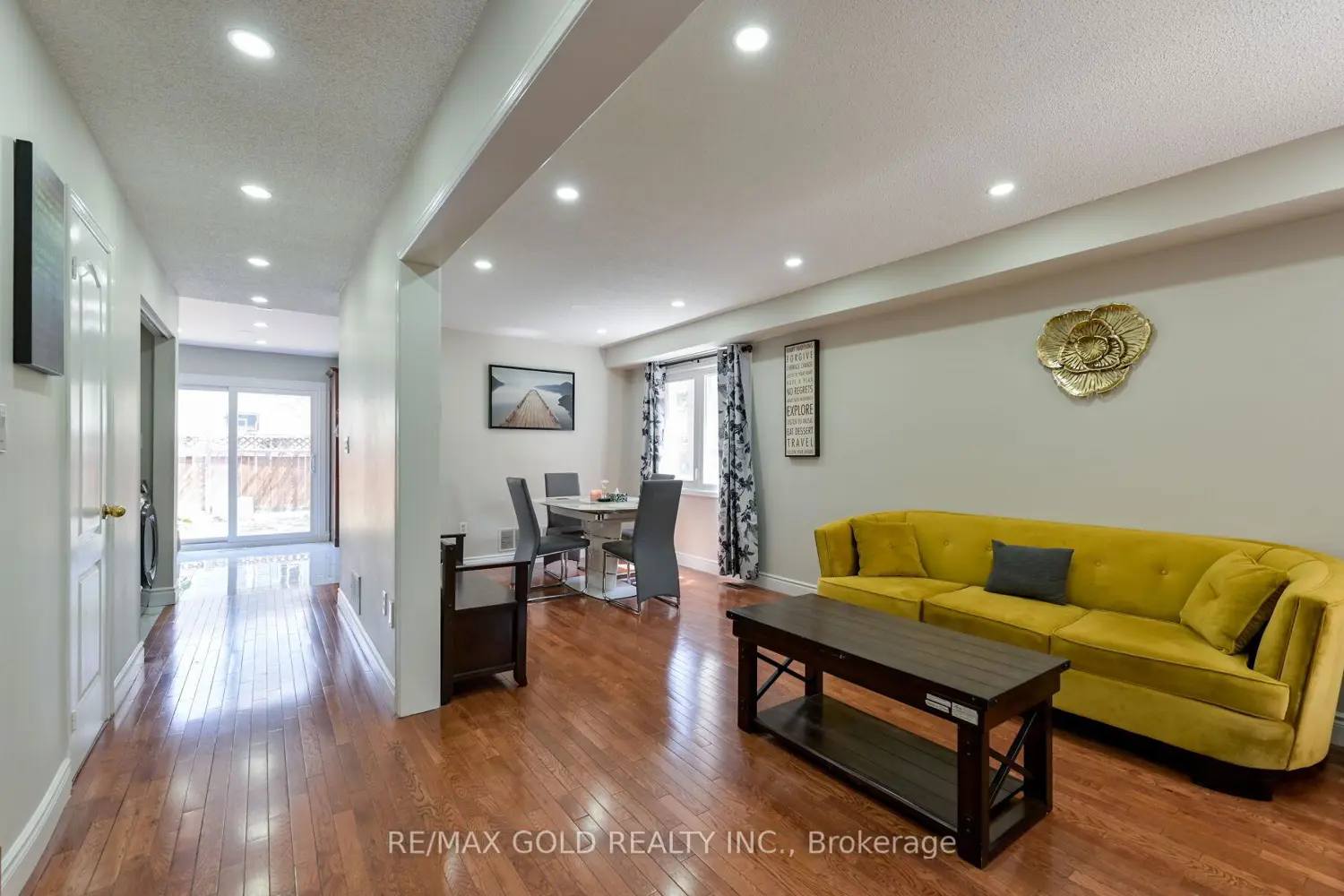 171 Fernforest Drive photo 3