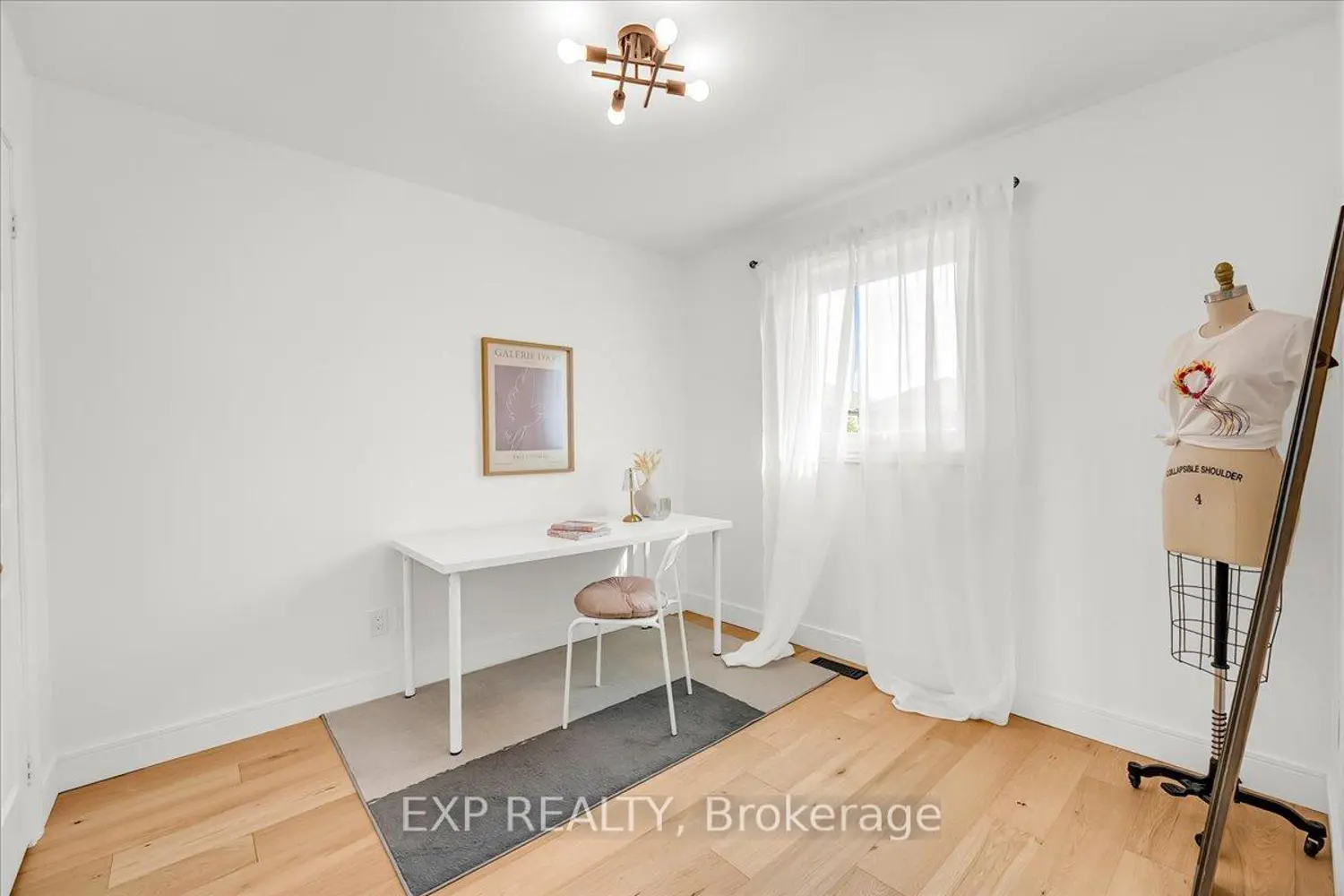 57 Dean Avenue photo 5