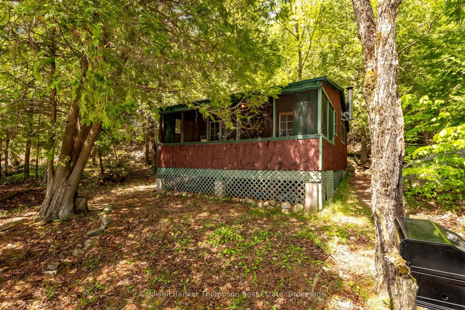 1027 Stroud Beach Road 34 photo 3