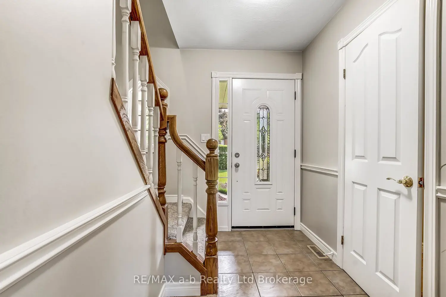 170 East Park Drive photo 2