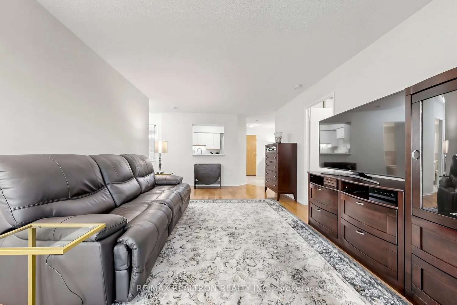326 Major Mackenzie Drive 307 photo 5