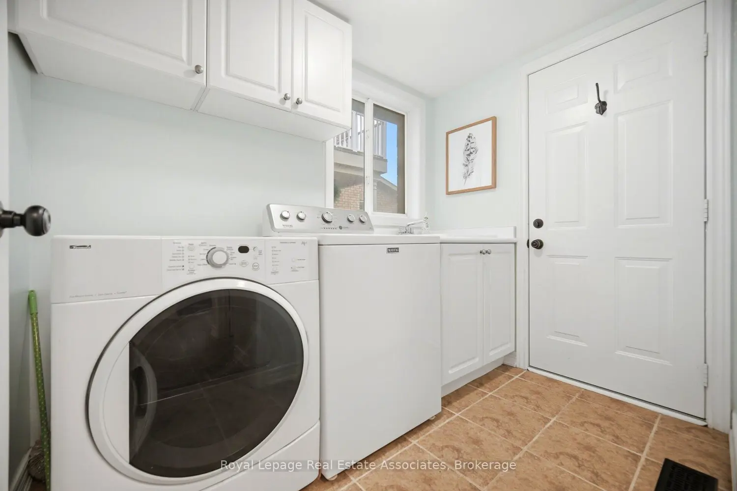 205 Acton Boulevard photo 5
