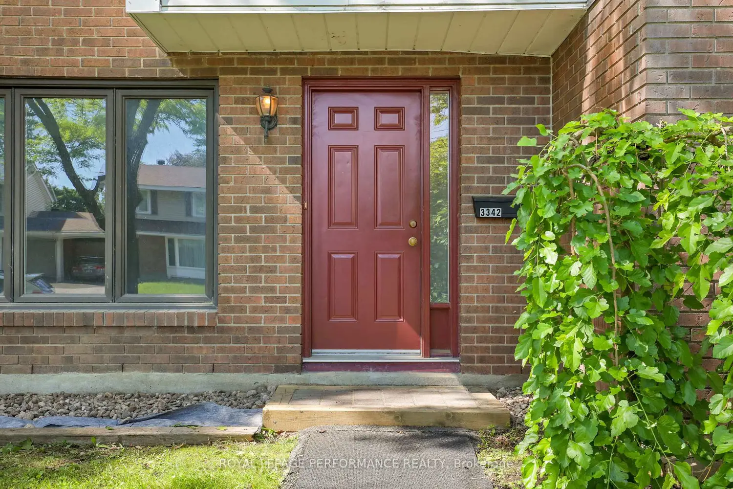3342 Southgate Road 10