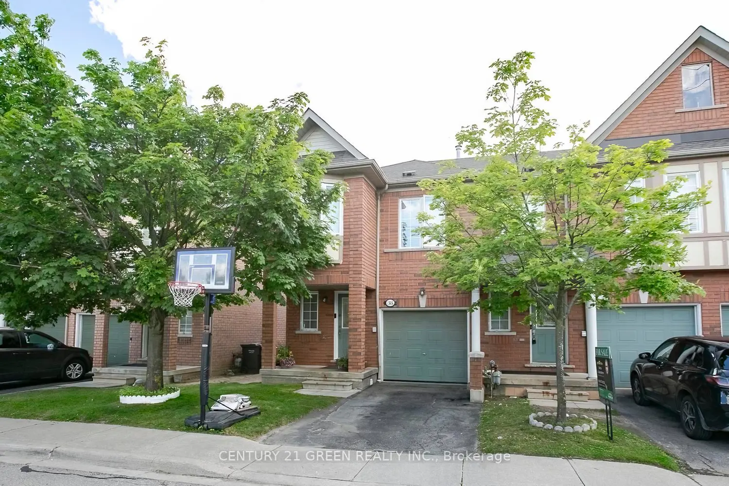 770 Othello Court 38 photo 2