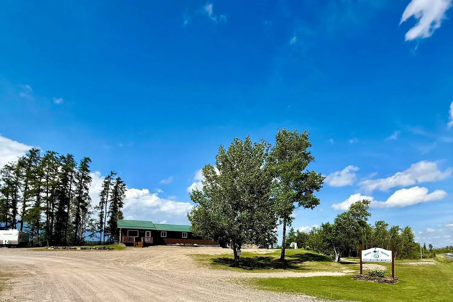 1216 Hwy 584 photo 4