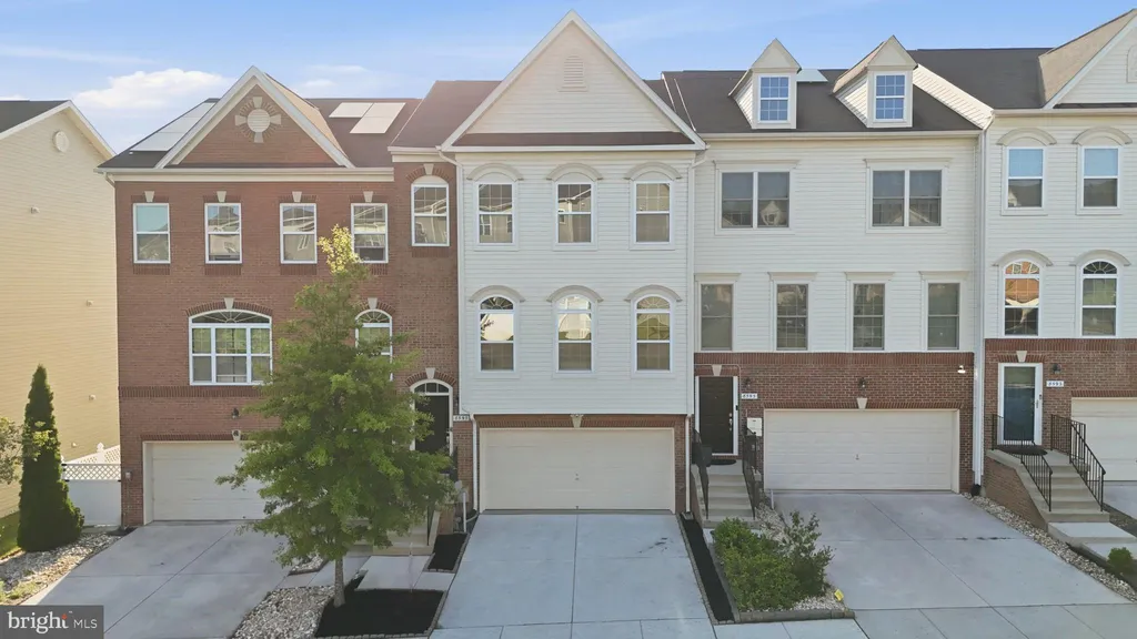 8597 Crooked Tree Lane, Laurel, MD 20724 photo 2