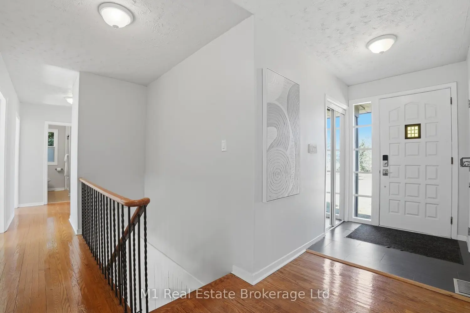 9467 Wellington Rd 124 photo 3
