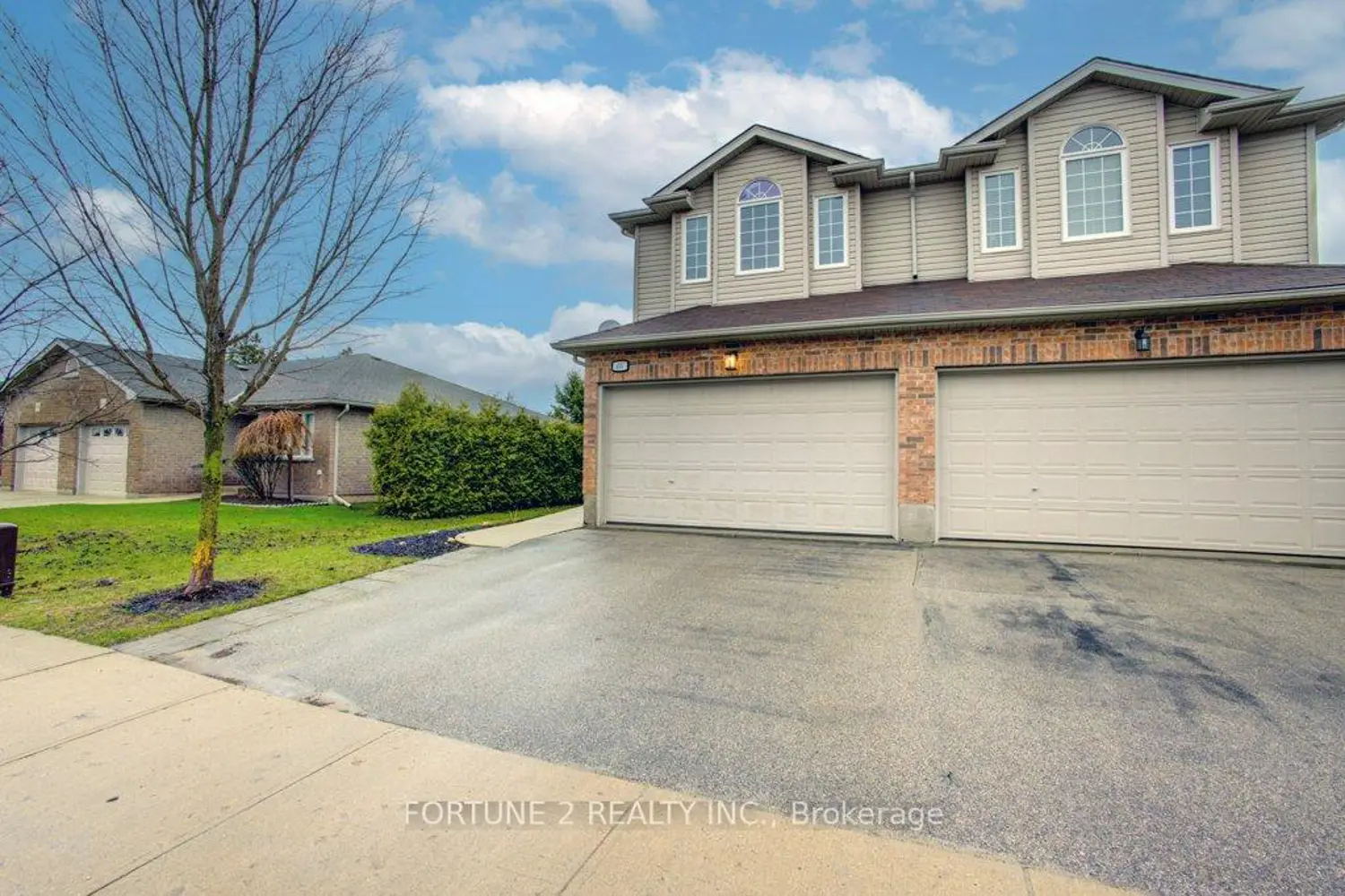 455 Danby Street photo 2