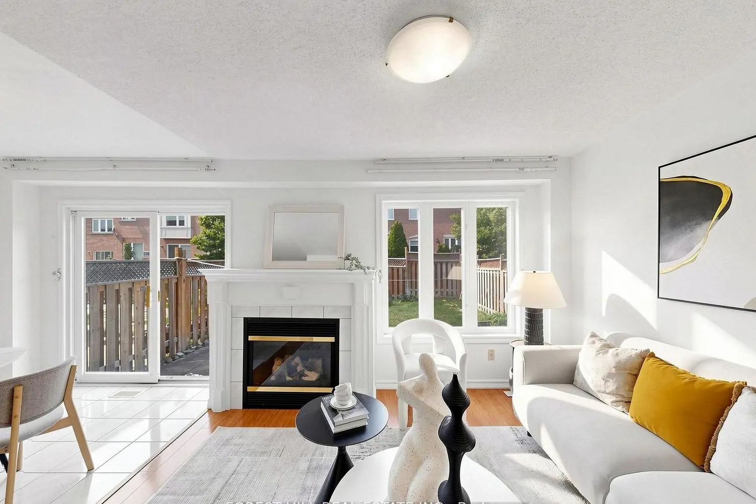 72 Weatherill Road photo 5