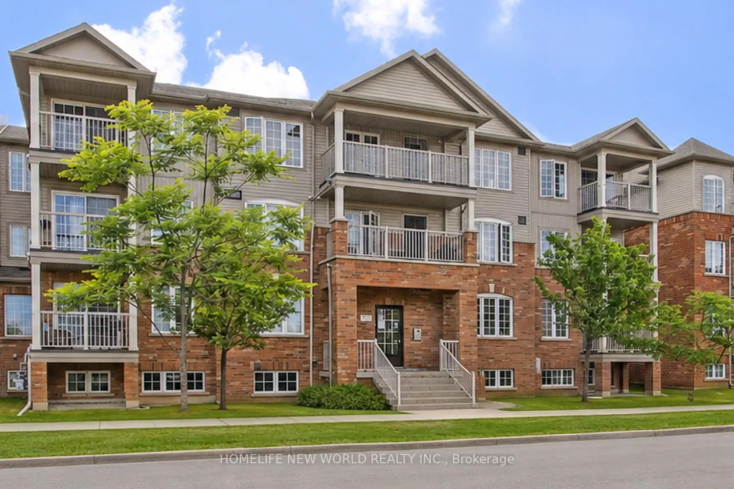 133 Isaac Devins Boulevard 3