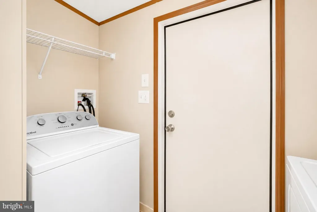 996 Margarita Street, Lothian, MD 20711