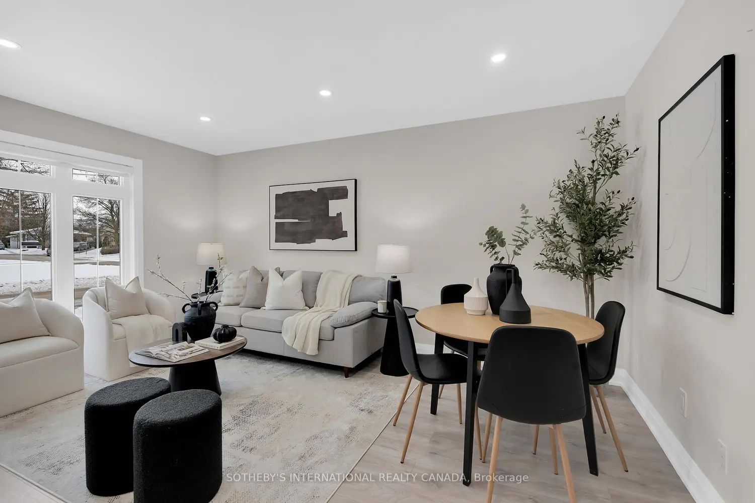 15 Wenderly Drive photo 2