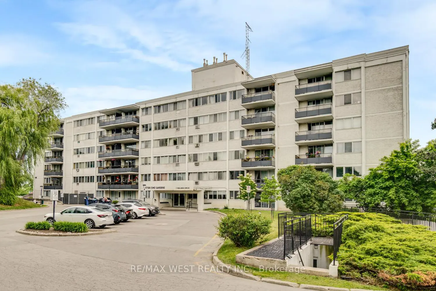 11 Neilson Drive 603