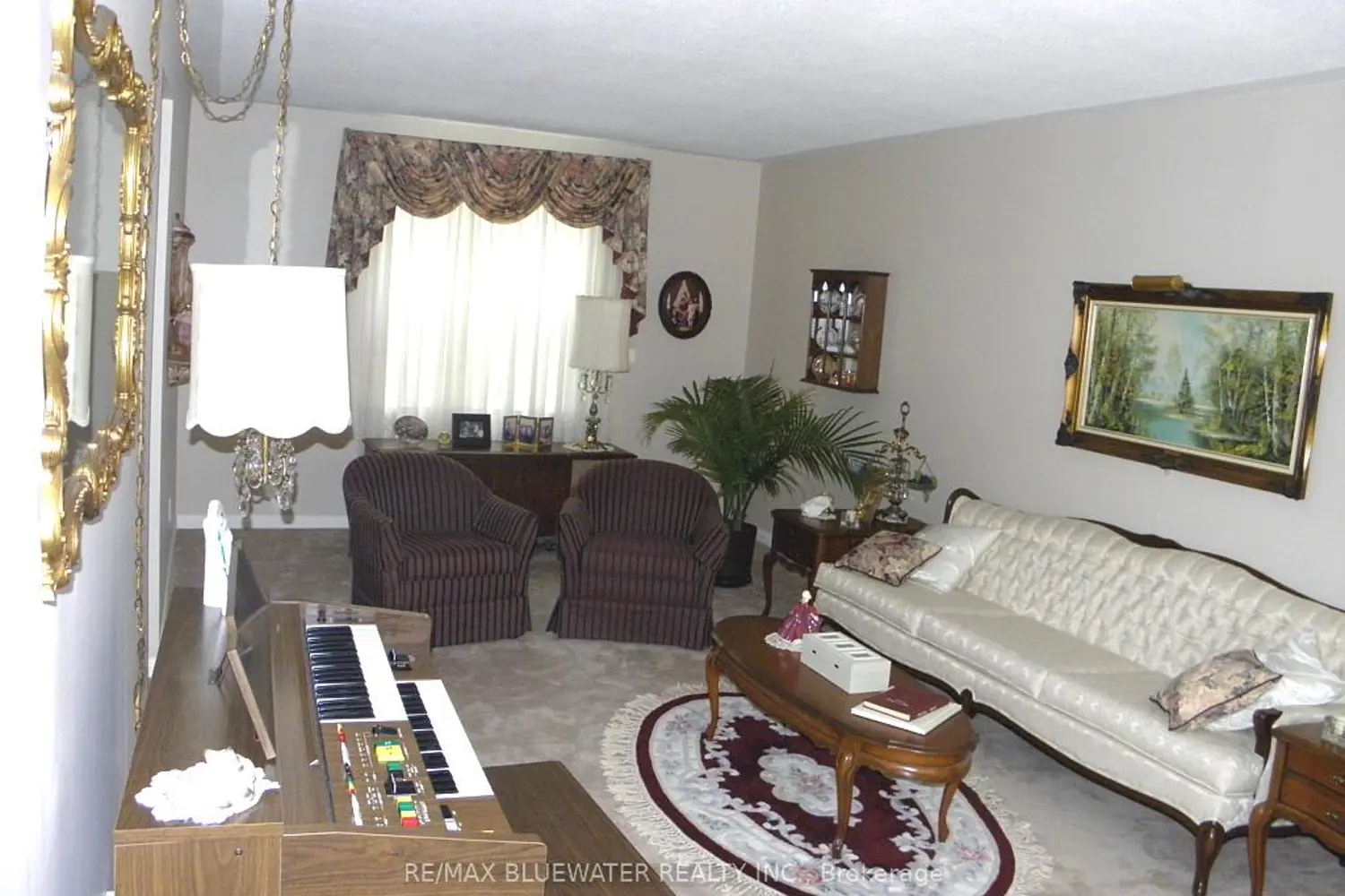 44 Spencer Crescent photo 4