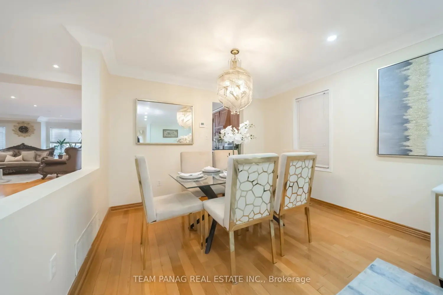 10 Hollowgrove Boulevard photo 3